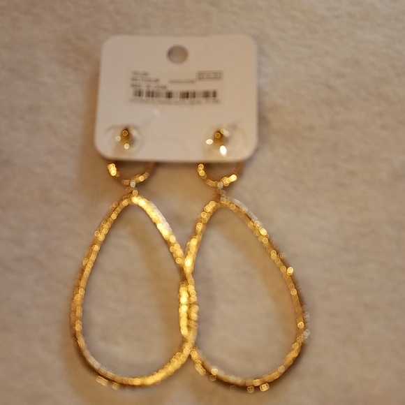 NWT. LG Multi-Colored Rhinestone Teardrop Hoops - Picture 3 of 3